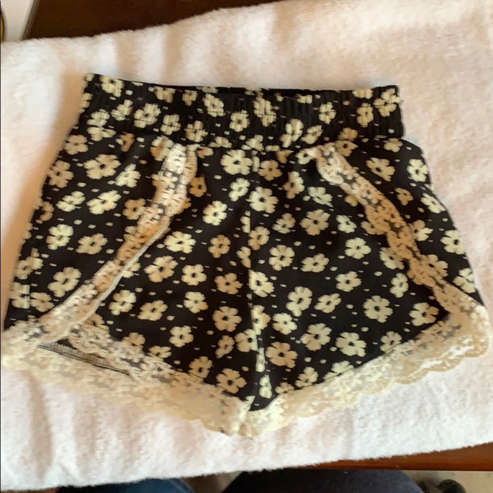 Gorgeous pair of dress shorts for a little girl